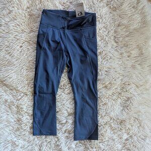 NEW Pearl Izumi Women's Medium Wander Crop Dark Denim Navy blue leggings nwt